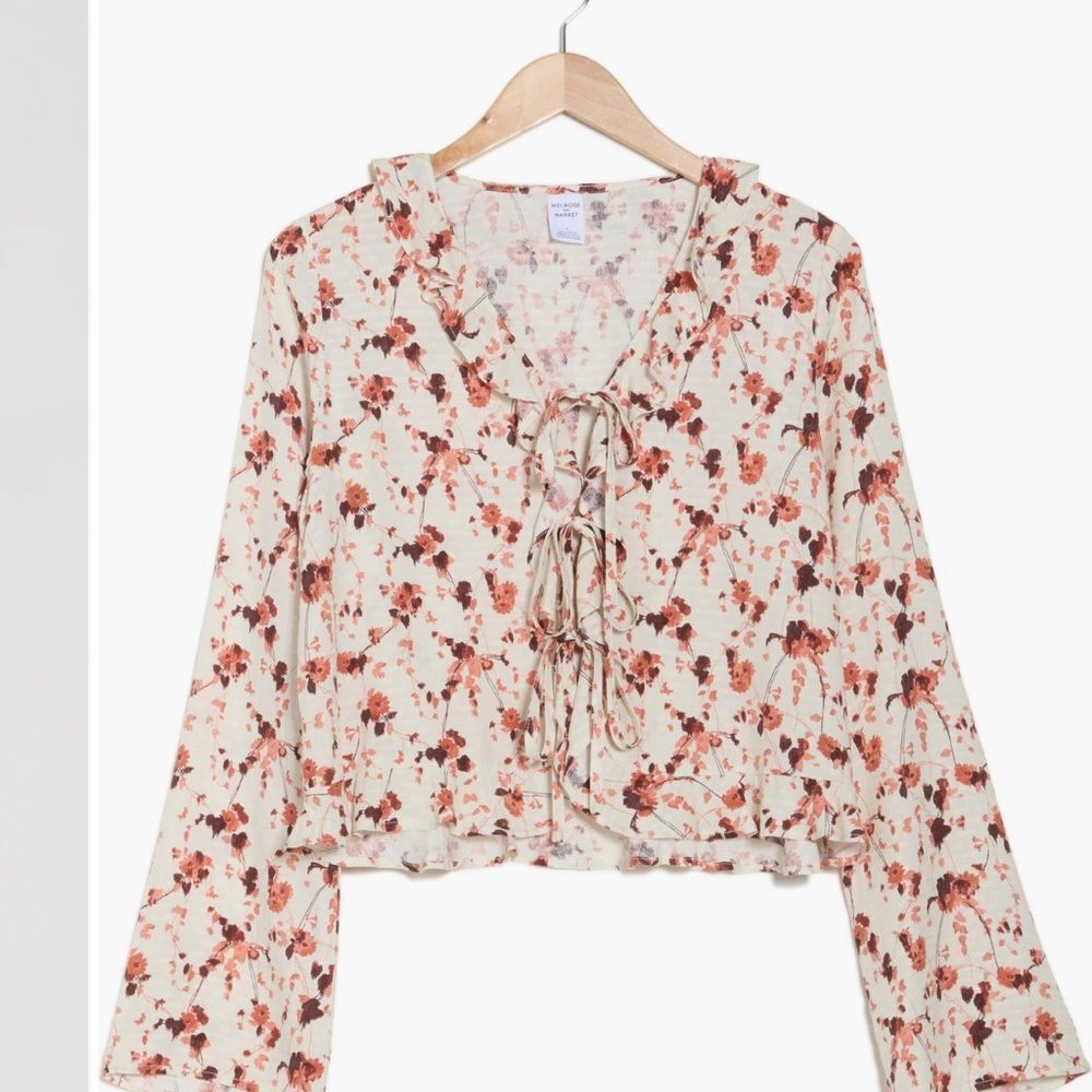 Melrose and Market ruffle front tie long sleeve top size small